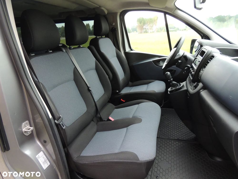 Opel Vivaro L2H1 2,9t Elegance - 21