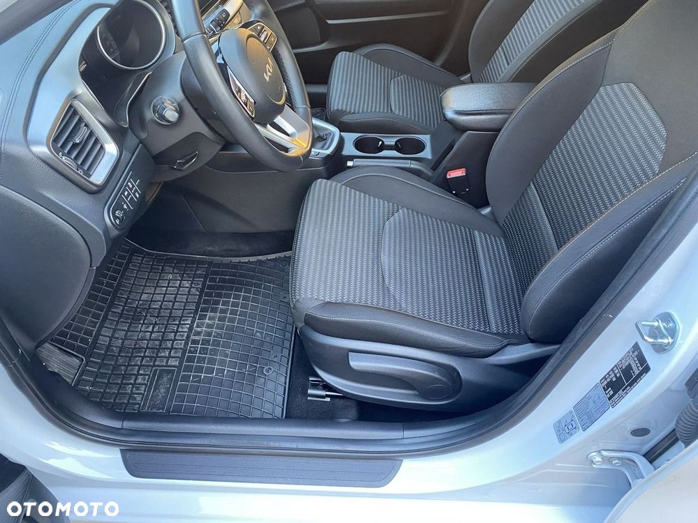 Kia Ceed 1.5 T-GDI M - 29
