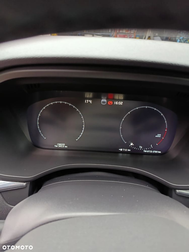 Volvo XC 60 B4 D Momentum Pro - 26