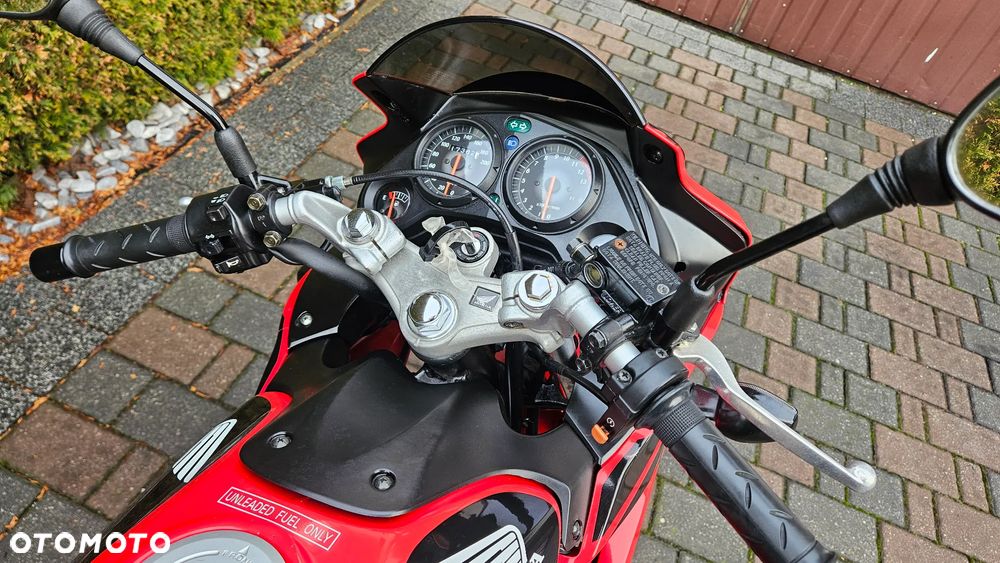 Honda CBR - 17