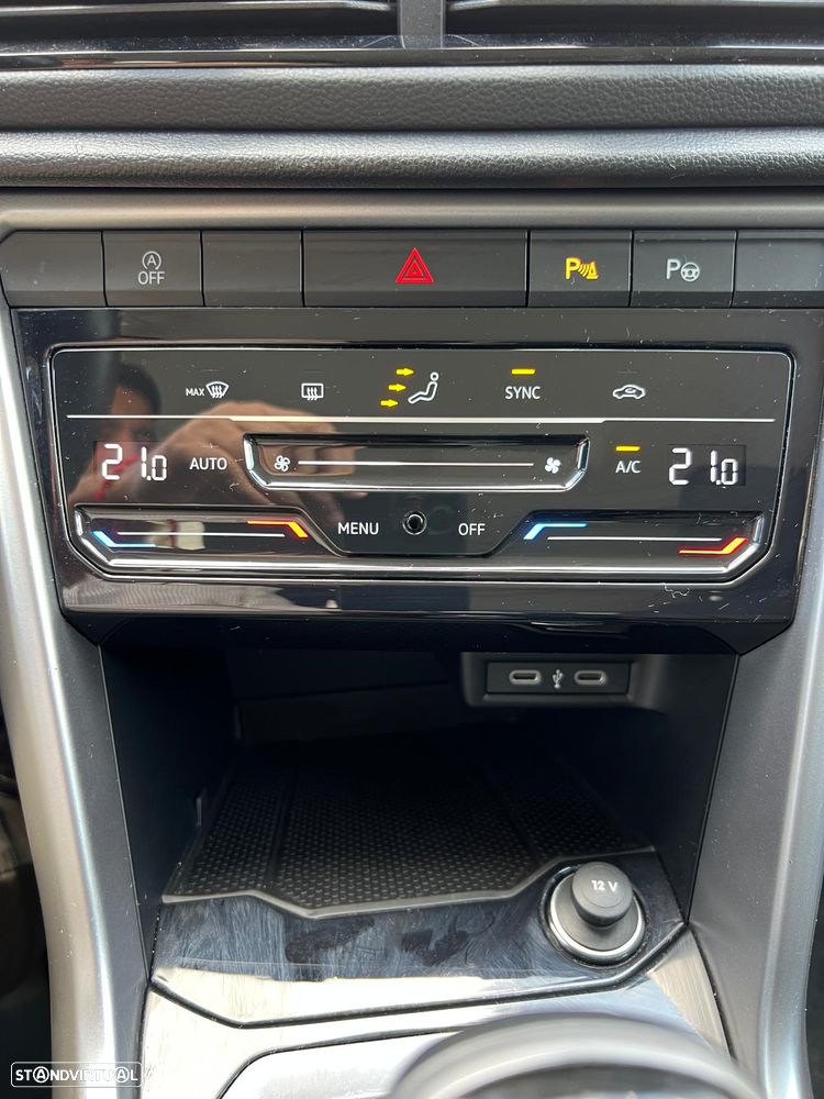 VW T-Roc 1.0 TSI Life - 24