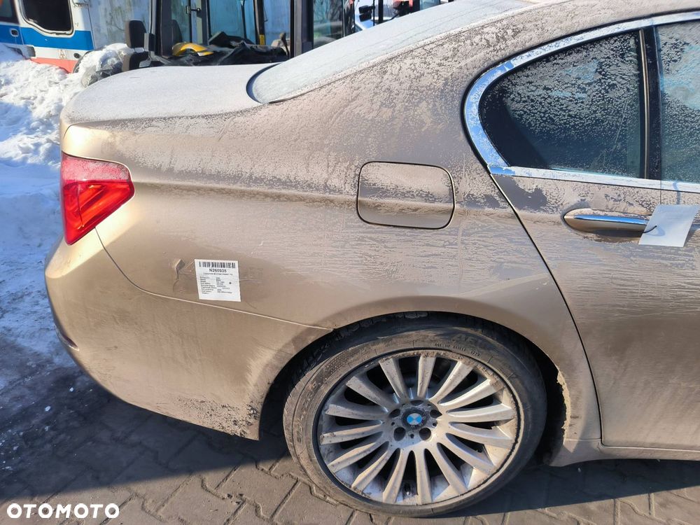 ĆWIARTKA BŁOTNIK PRAWY TYŁ BMW F01 730D NIE LONG - 1