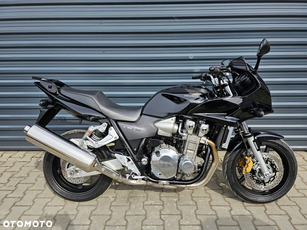 Honda CB - 2