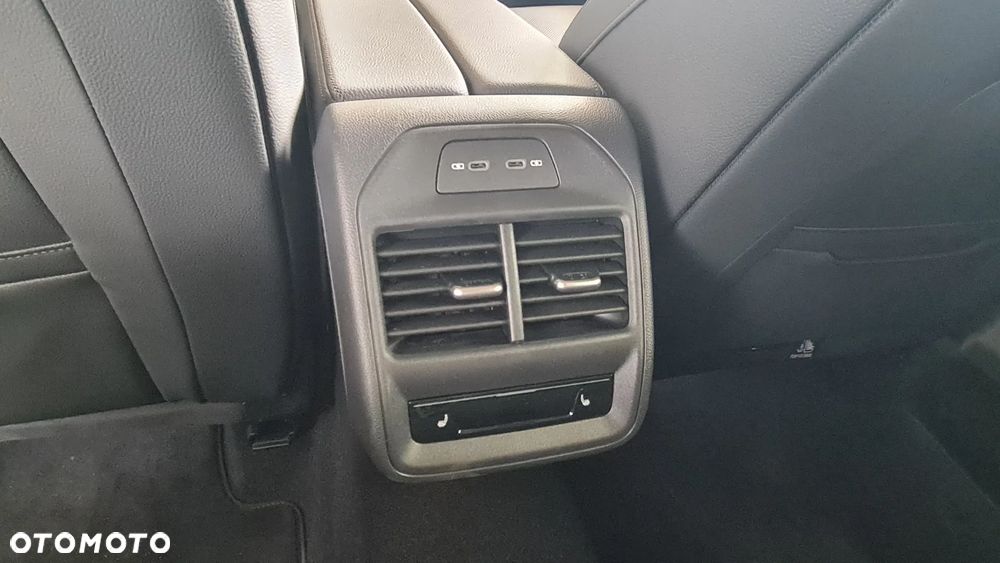 Skoda Superb 2.0 TSI L&K DSG - 18