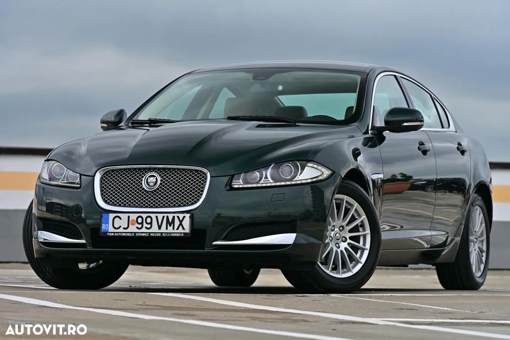 Jaguar XF 2.2 Diesel - 12