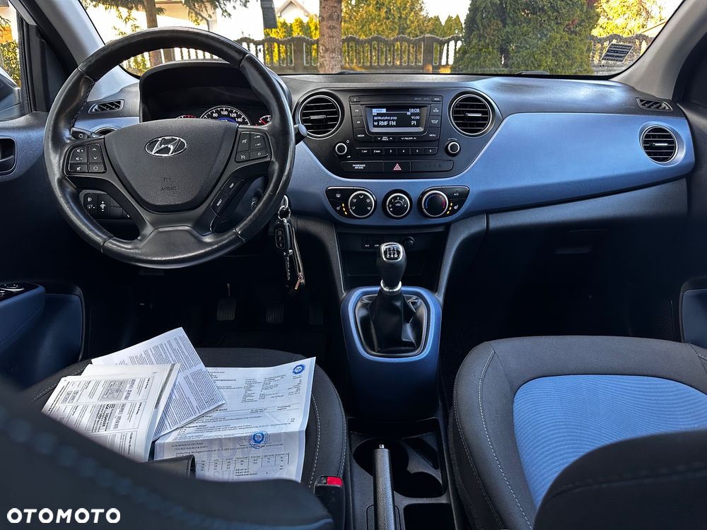 Hyundai i10 1.2 Fifa World Cup Edition - 17