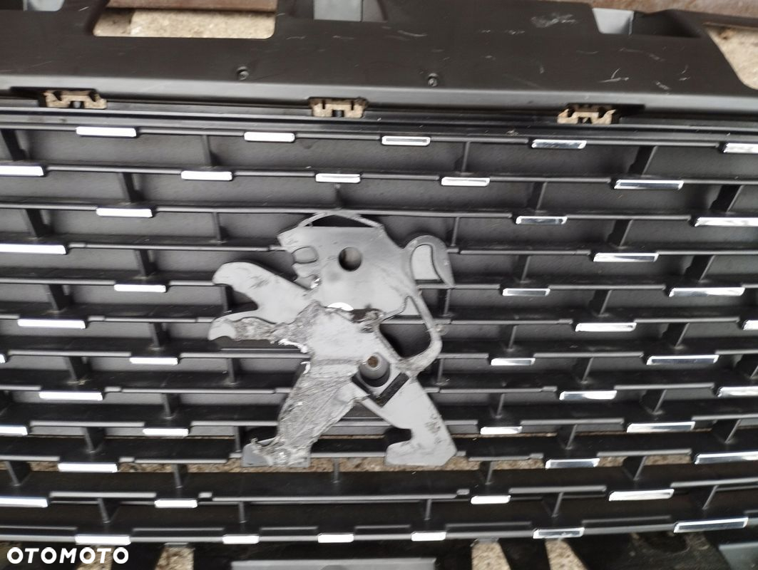 Grill Atrapa Peugeot 3008 5008 II LIFT 2020-2024 - 4
