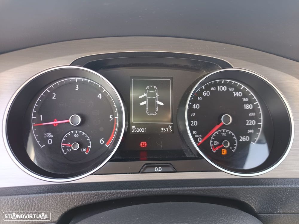 VW Golf Variant 1.6 TDi GPS Edition - 34