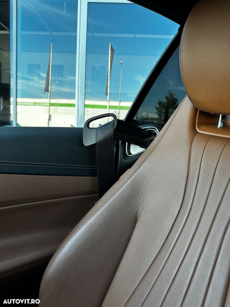 Mercedes-Benz E 400 4MATIC - 22