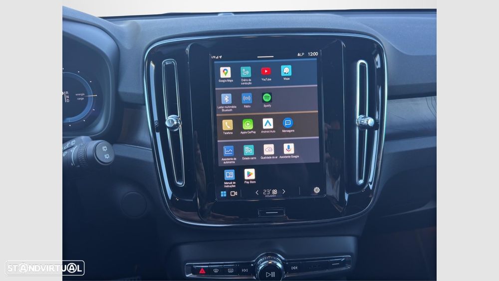 Volvo EX40 82 kWh Single Motor Extended Range Black Edition - 14