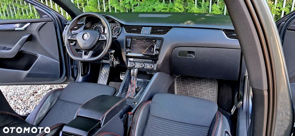 Skoda Octavia 2.0 TDI RS DSG - 5