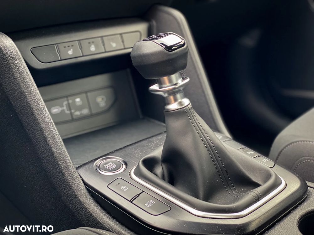 Kia Sportage 1.6 T-GDI 6MT 4x2 Urban - 20