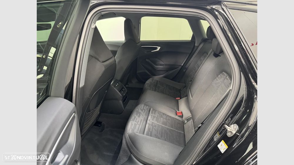 Audi A5 Avant e-hybrid quattro SE Business - 8