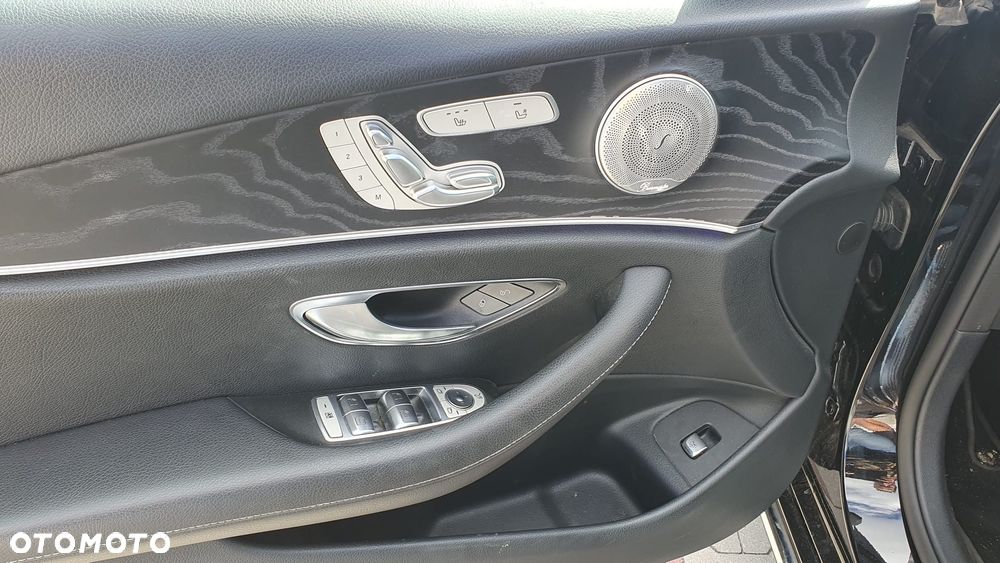 Mercedes-Benz Klasa E 200 9G-TRONIC - 12
