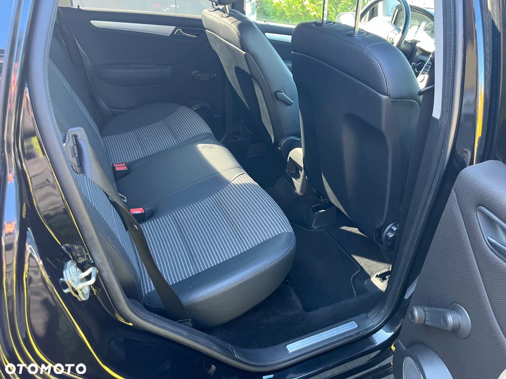 Mercedes-Benz Klasa A 170 BlueEFFICIENCY Avantgarde - 15