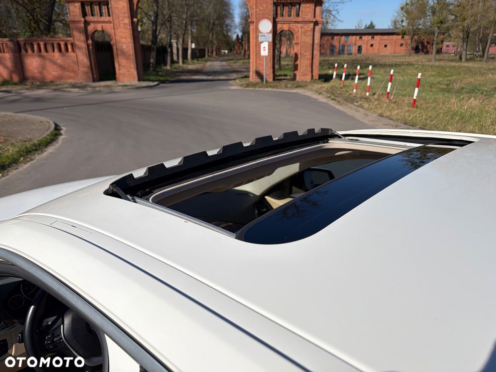 BMW Seria 3 328i xDrive - 15