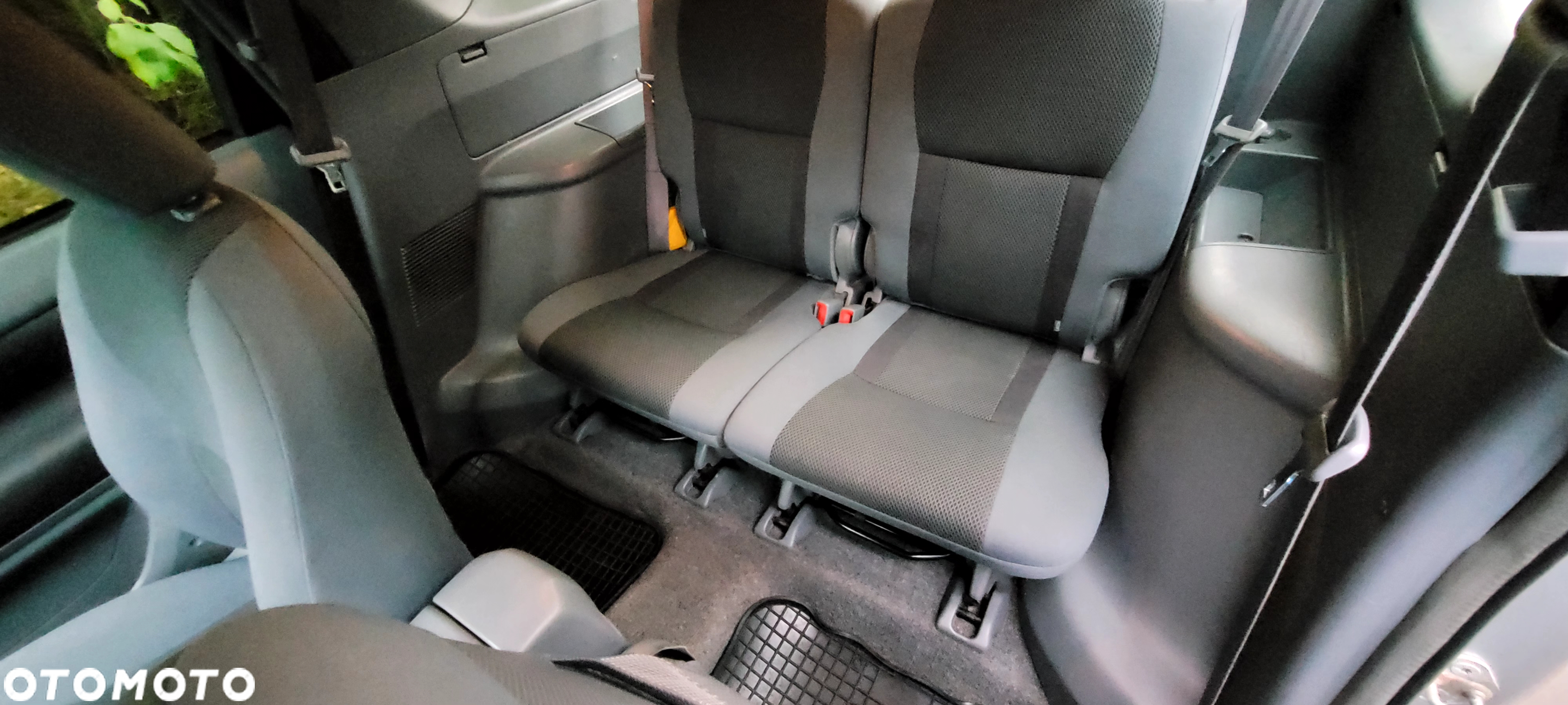 Toyota RAV4 2.0 VVT-i 4x4 - 8