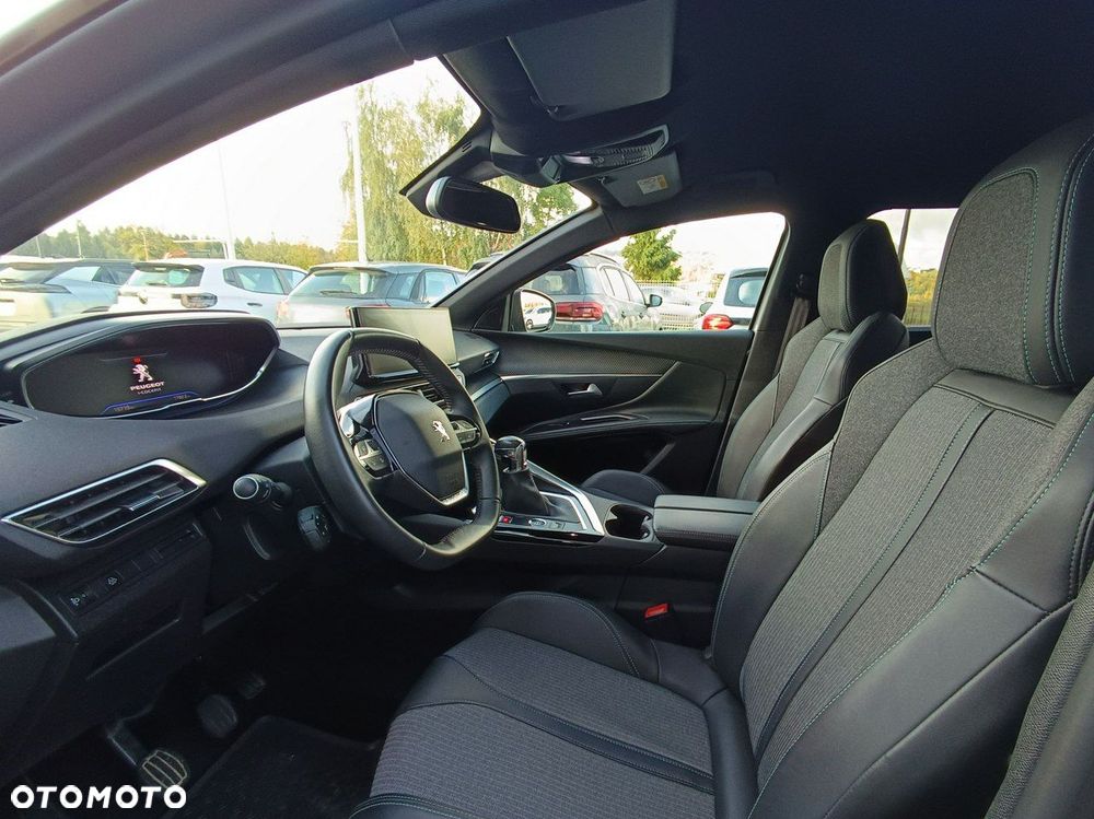 Peugeot 5008 1.2 PureTech Allure S&S - 16