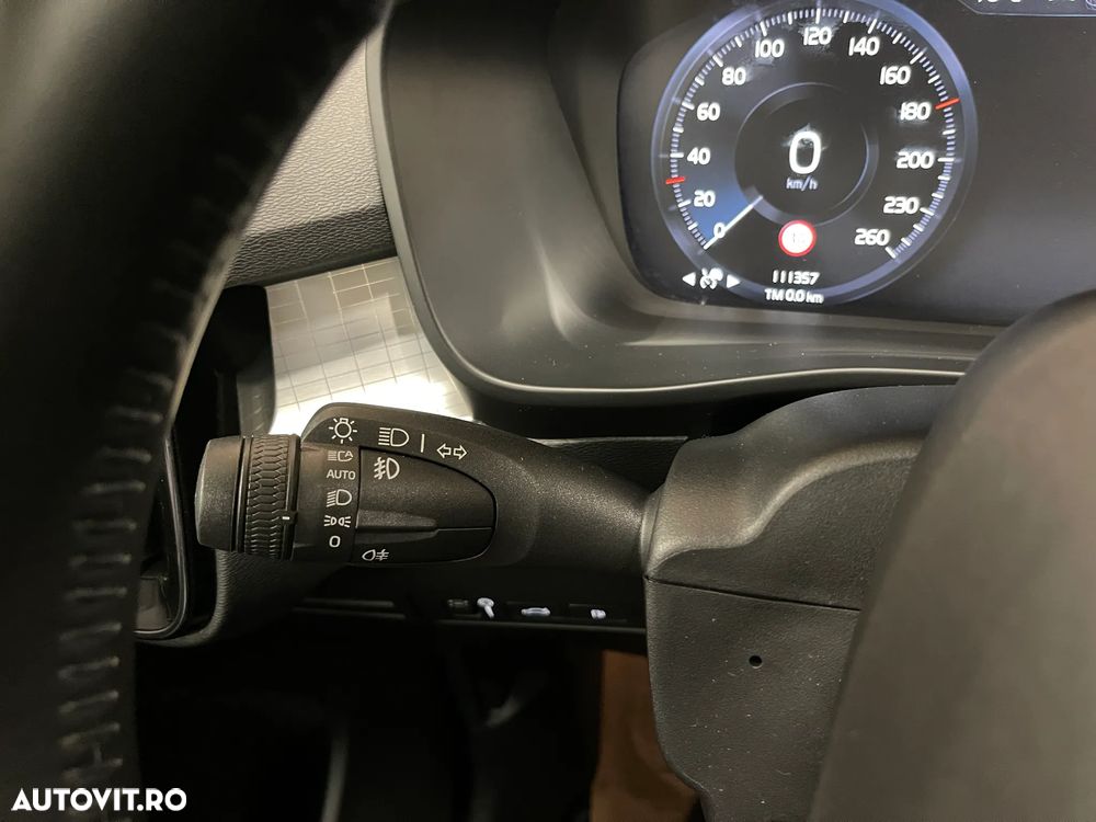 Volvo XC 40 Recharge T5 Twin Engine AT7 Inscription - 21