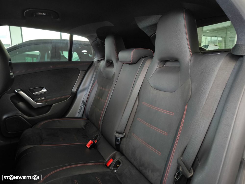 Mercedes-Benz CLA 180 d Shooting Brake AMG Line Aut. - 12