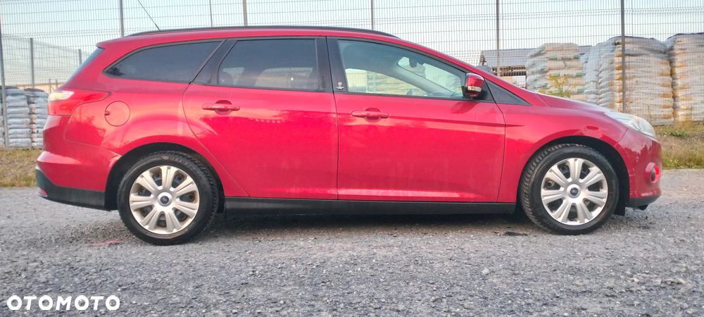Ford Focus 1.6 TDCi DPF Champions Edition - 28