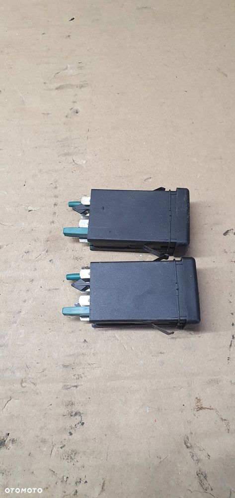 Przełącznik grzania fotela Ford Galaxy 7M5963563B - 2