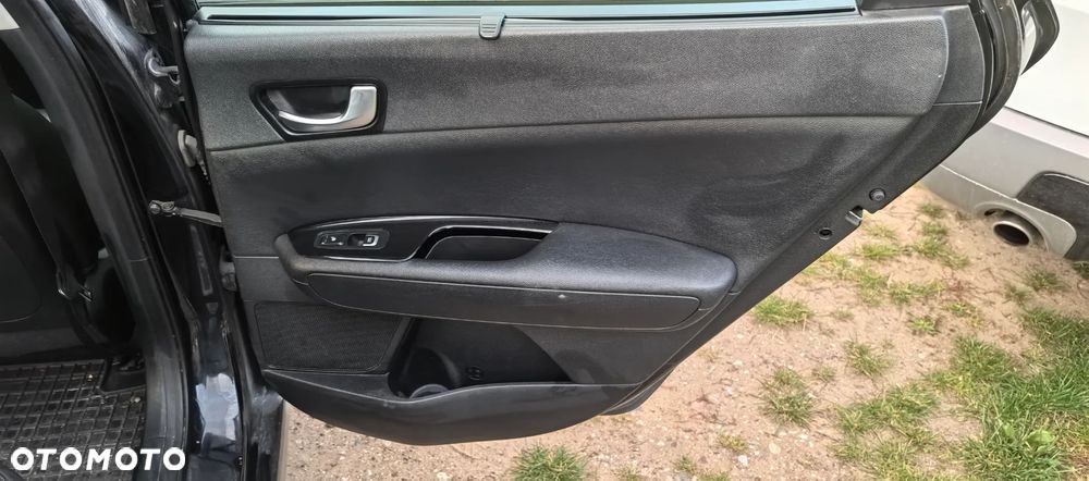 Kia Optima 1.7 CRDI XL DCT - 19