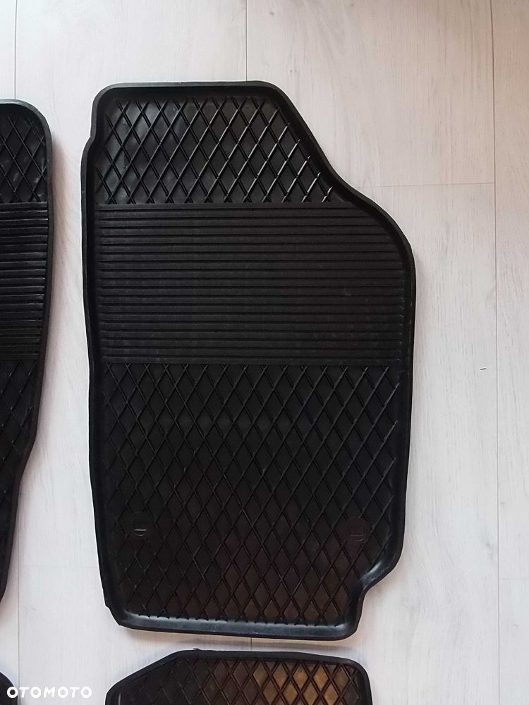 Dywaniki Gumowe SEAT Altea Ibiza Leon Toledo Arosa Exeo Cordoba - 4
