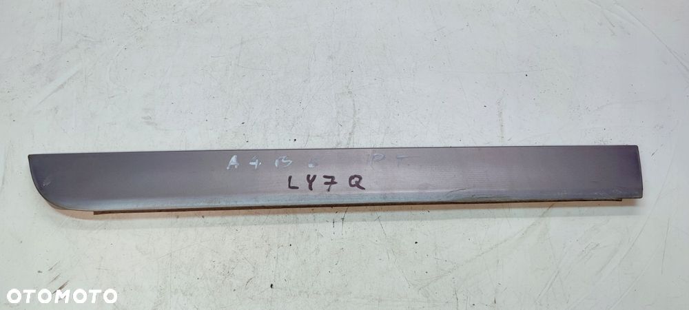 LISTWA DRZWI PRAWY TYŁ AUDI A4 B6 LY7Q - 1