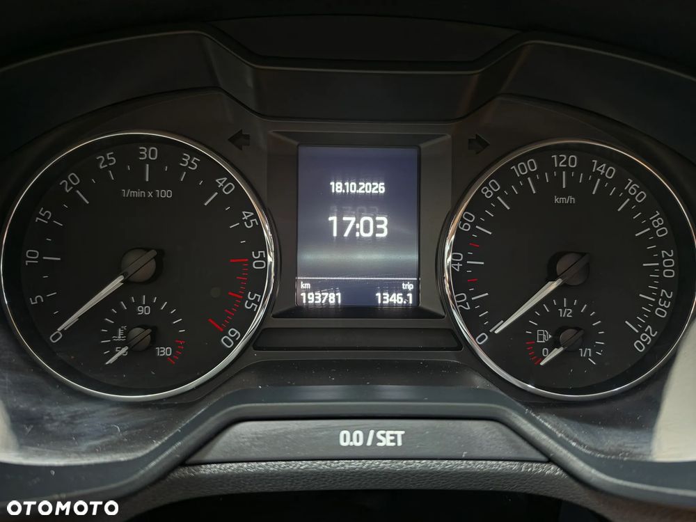 Skoda Octavia 2.0 TDI Edition - 7
