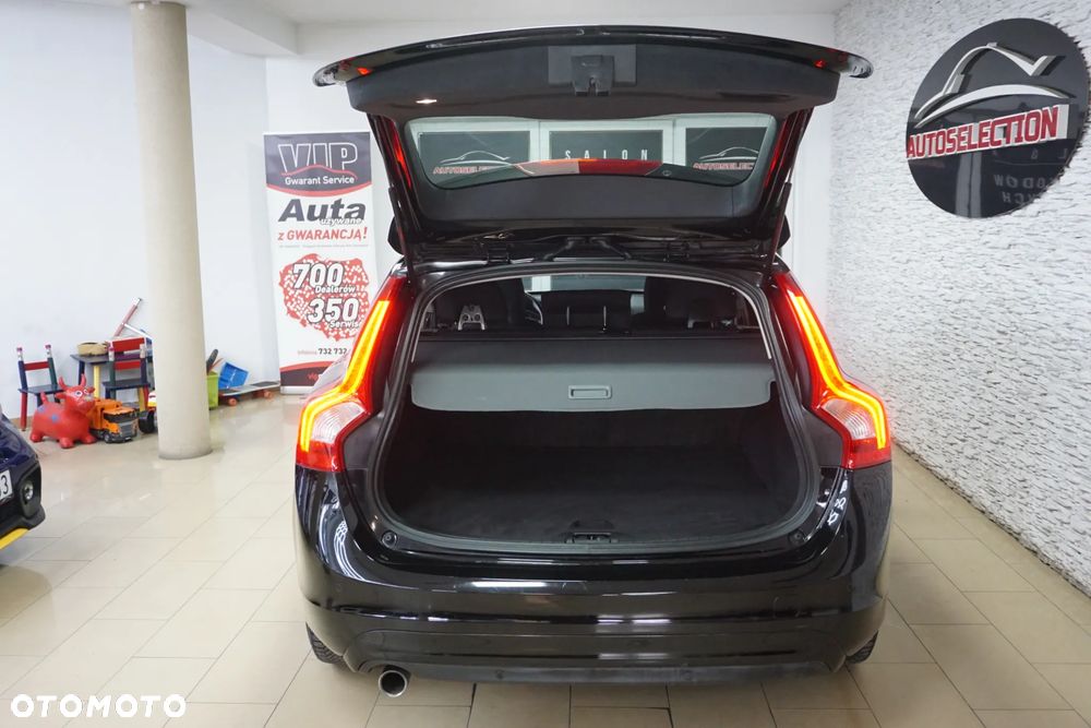 Volvo V60 D2 Kinetic - 12
