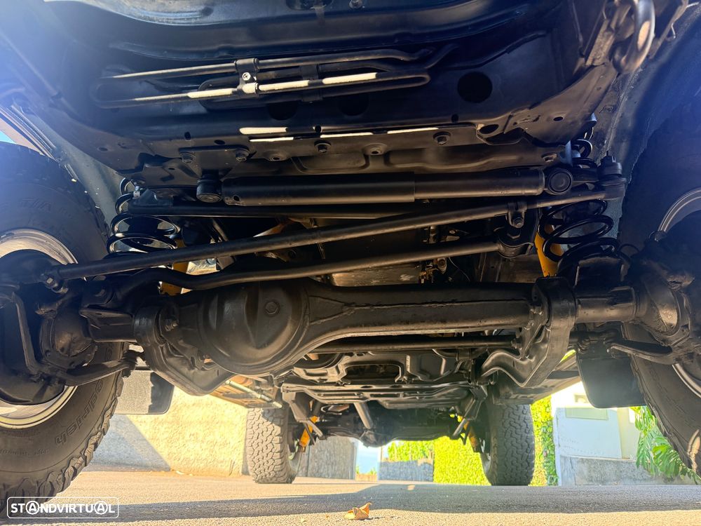 Toyota Land Cruiser 4.2 VX TD - 24