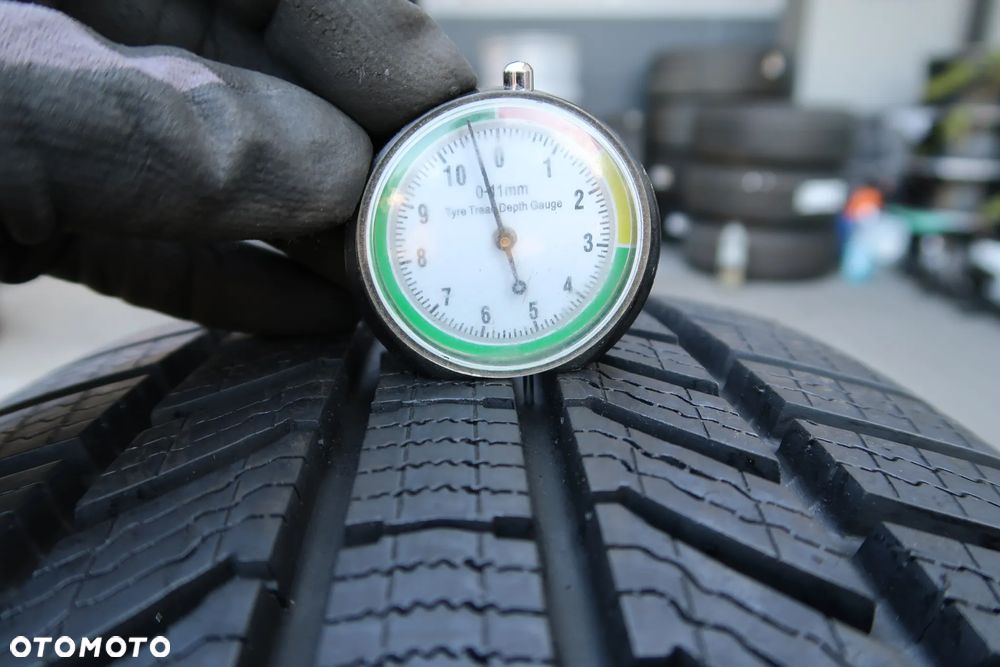 235/55/19 continental TS870p 235/55R19 - 3