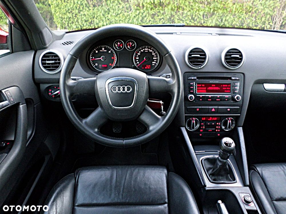Audi A3 Sportback 2.0 TDI DPF S line Sportpaket - 17
