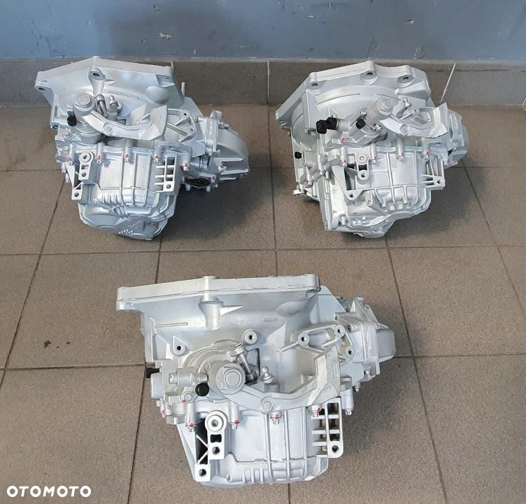 ASTRA H III ZAFIRA B 1.9 CDTI SKRZYNIA M32 - NOWA - 2