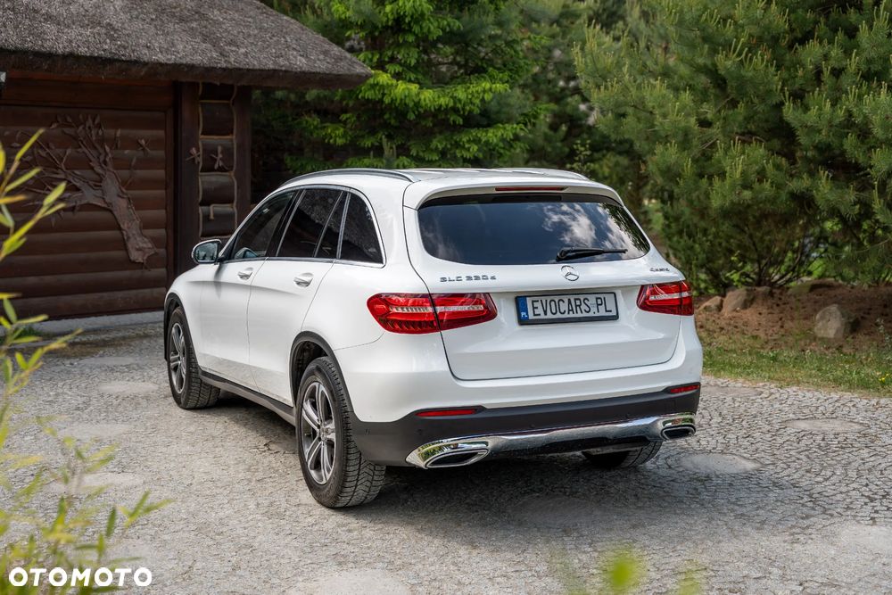 Mercedes-Benz GLC 220 d 4Matic 9G-TRONIC - 3