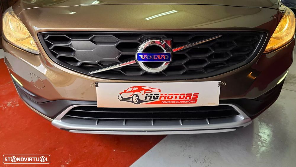 Volvo V60 Cross Country 2.0 D3 Momentum - 15