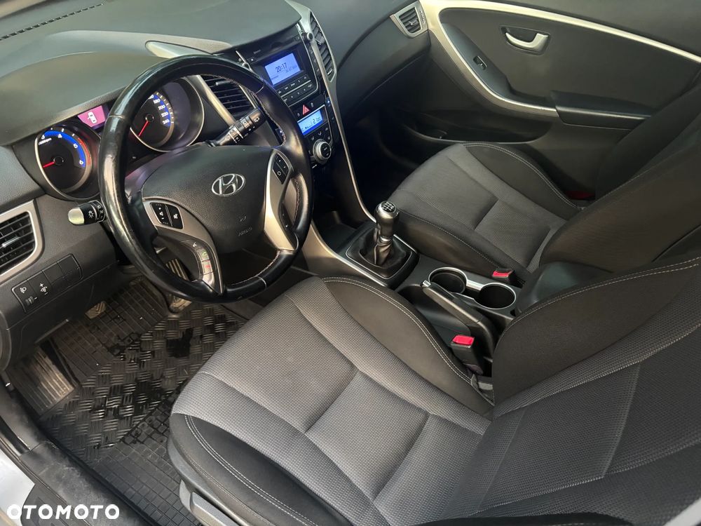 Hyundai i30 1.6 CRDi Comfort - 12
