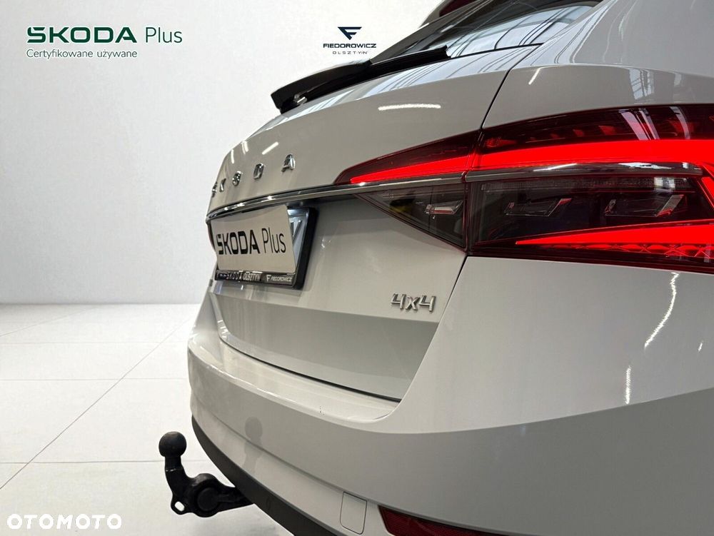 Skoda Superb 2.0 TDI SCR 4x4 Style DSG - 14