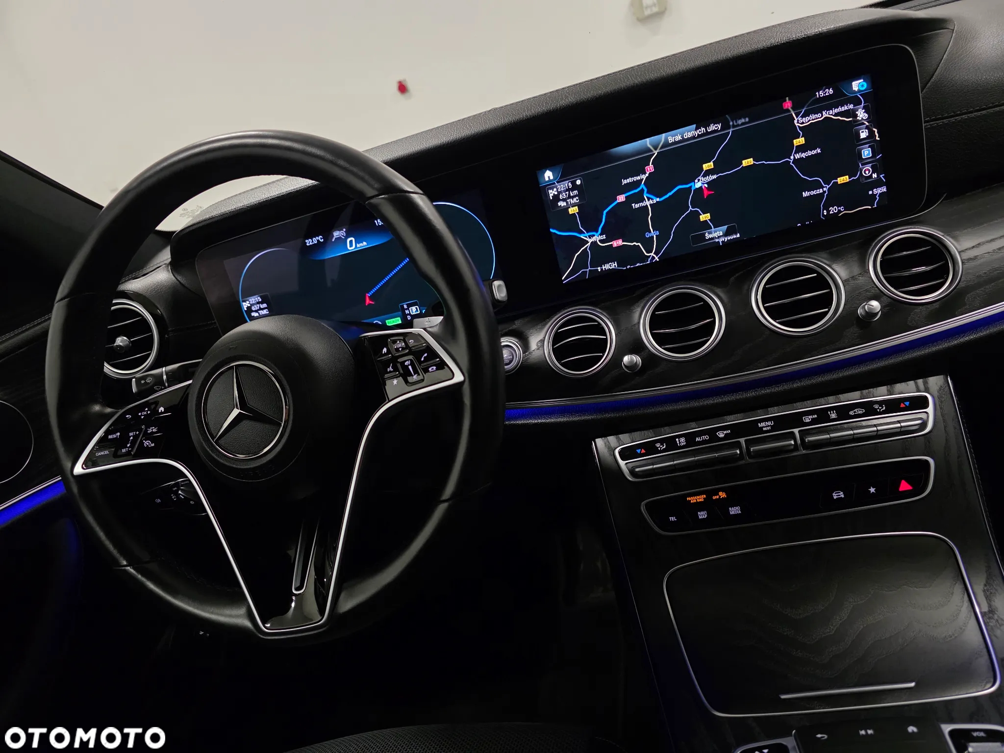 Mercedes-Benz Klasa E 300 d T 9G-TRONIC Exclusive - 6