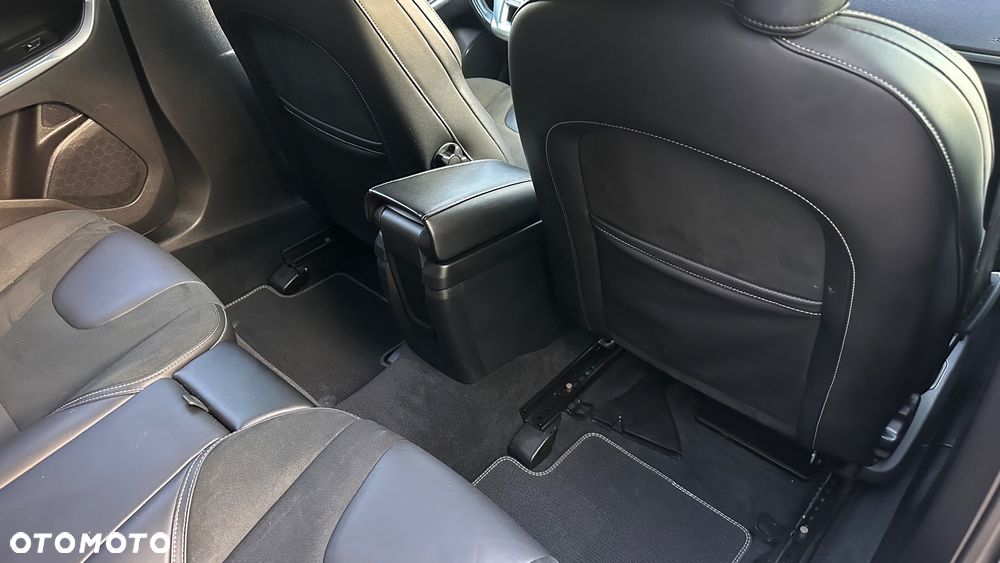 Volvo V40 D3 RDesign - 22