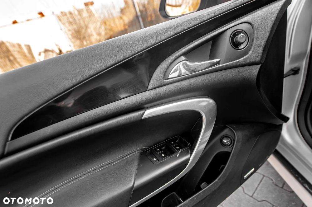 Opel Insignia - 20