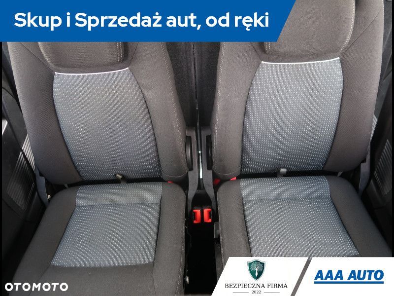 Ford Galaxy - 14