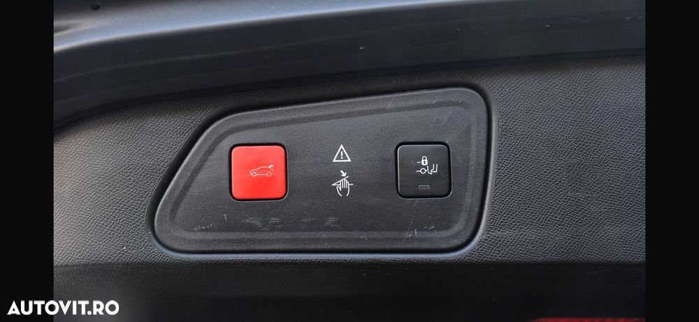 Peugeot 3008 BlueHDi 180 Stop & Start EAT6 GT - 22