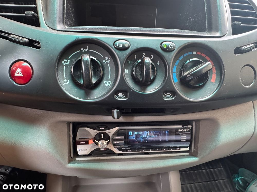 Mitsubishi L200 2.5 DID Intense + - 37