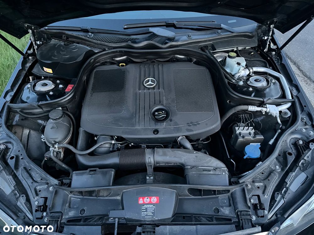 Mercedes-Benz Klasa E 220 BlueTEC 4Matic 7G-TRONIC - 17