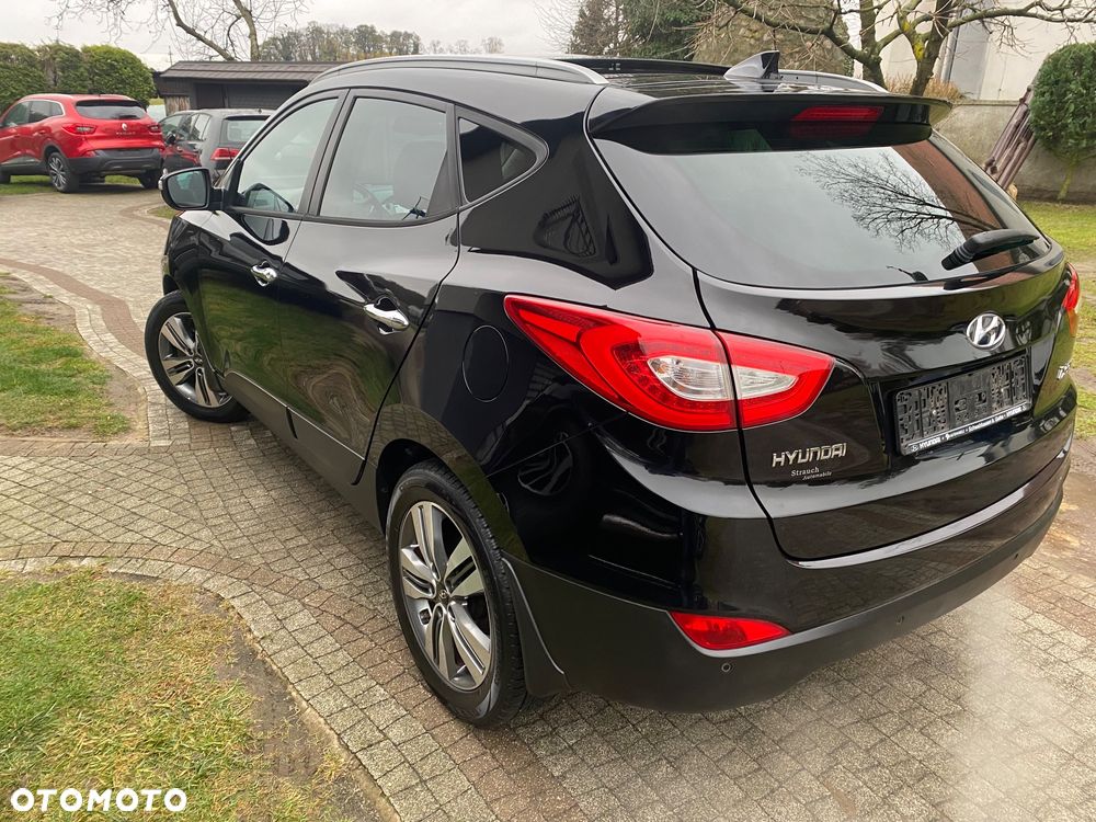 Hyundai ix35 2.0 GDI Premium 2WD - 17