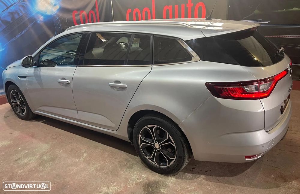 Renault Mégane Sport Tourer 1.5 dCi Zen ECO - 15