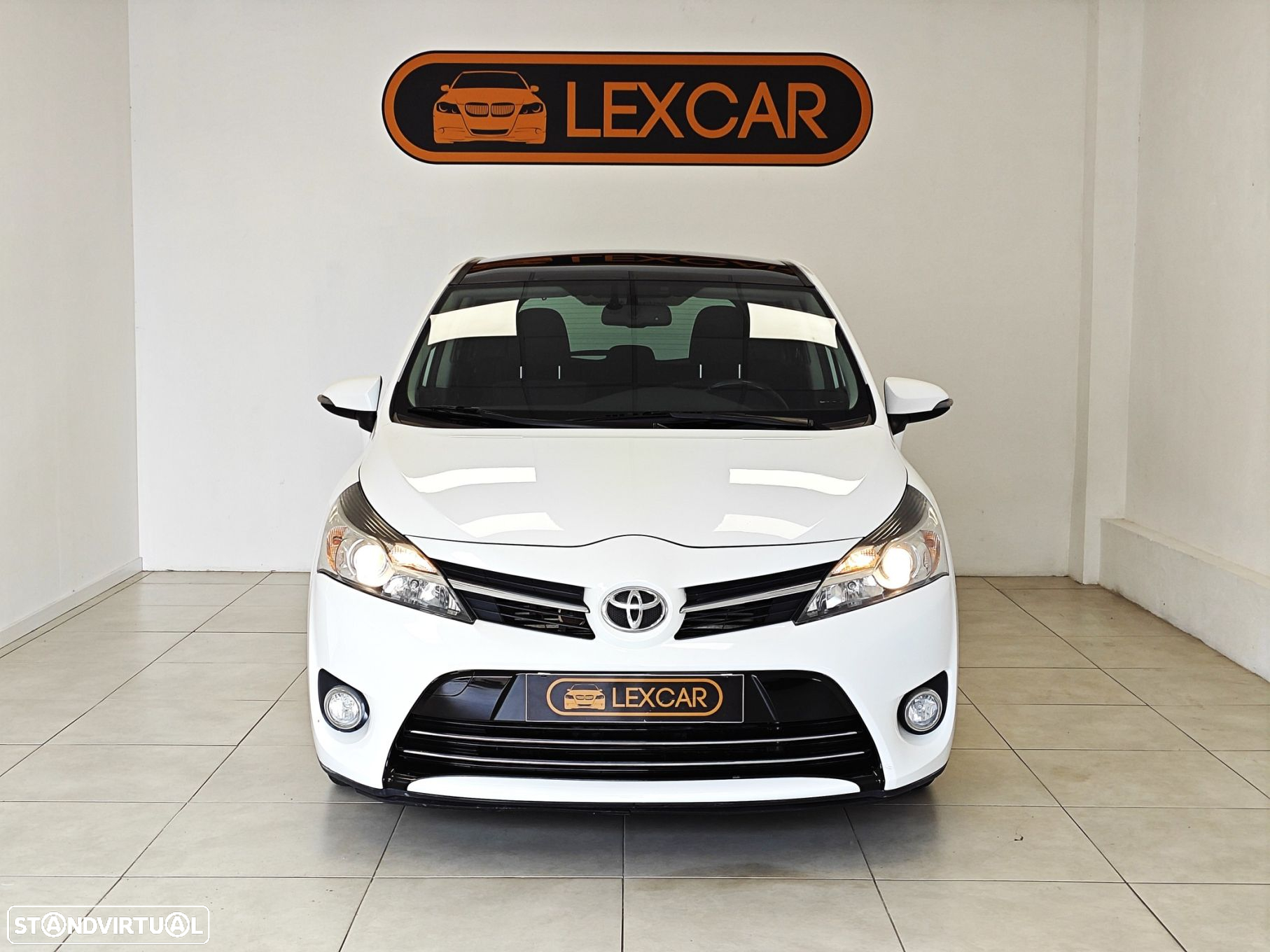 Toyota Verso 1.6 D-4D 5L S&S Comfort - 19