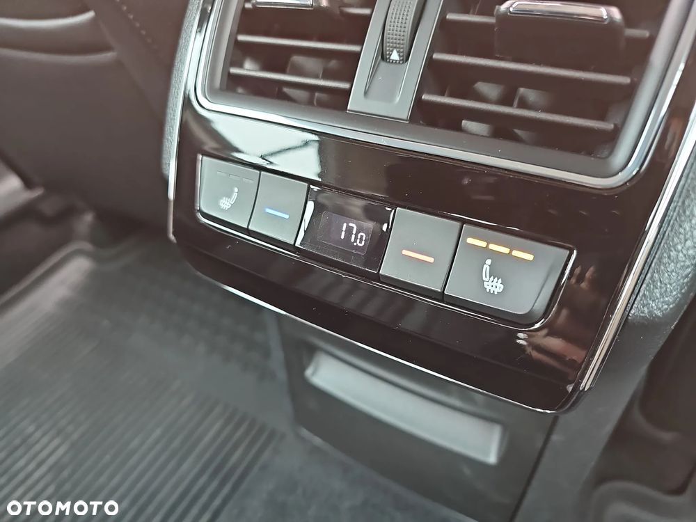 Skoda Superb 2.0 TSI L&K DSG - 23